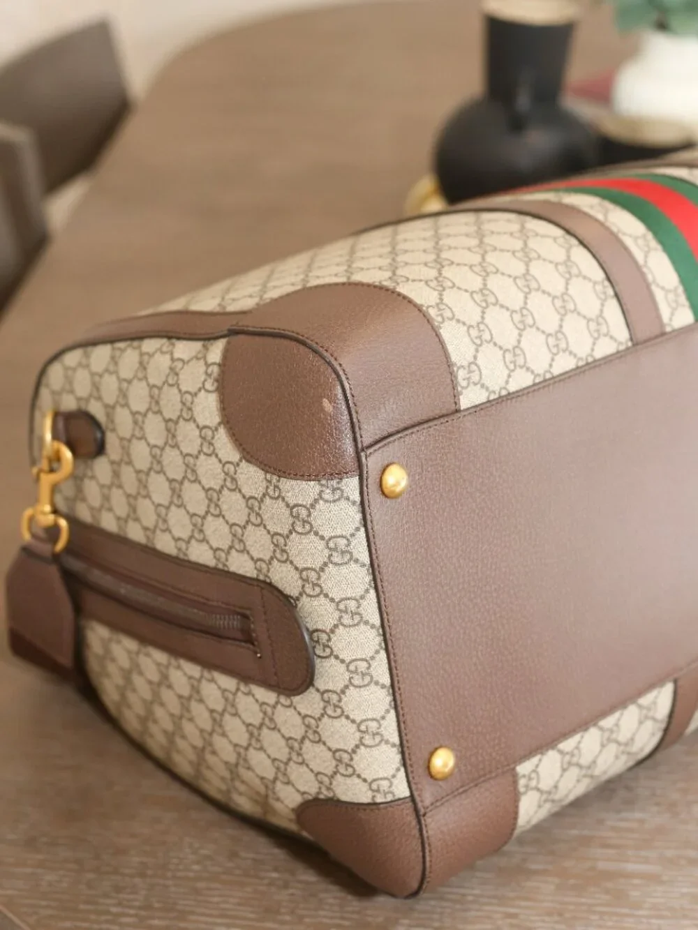 Gucci travel timeless